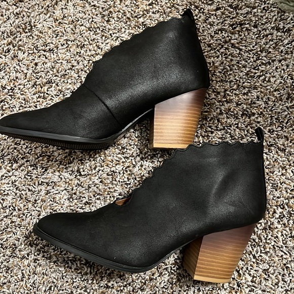 Qupid Shoes - Qupid Black Distressed Booties size 8.5 Worn Once!